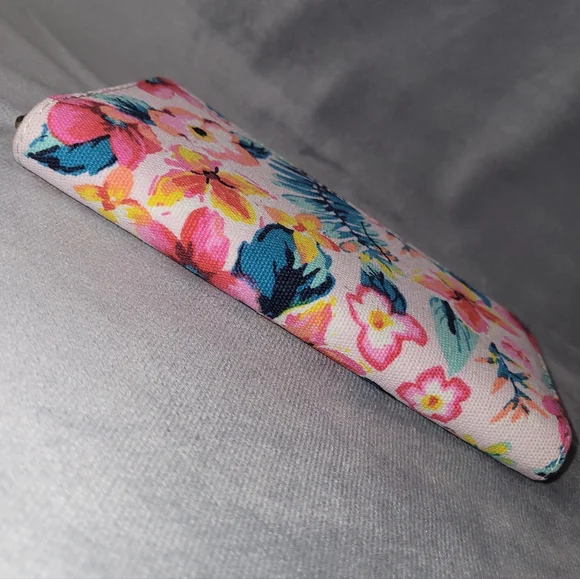 Canvas Zip Wallet - Picture 7 of 16